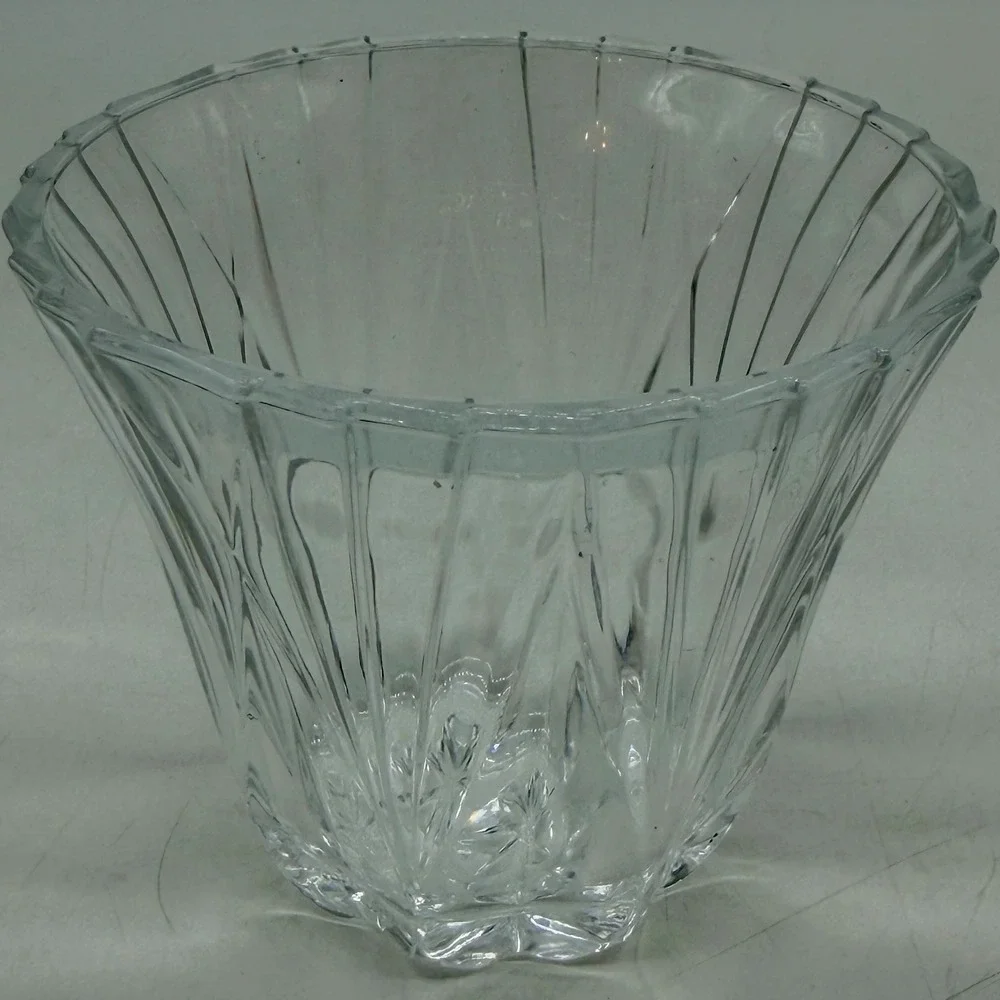Clear Pressed Glass Flared Ribbed Vase Starburst Base Home Decor Excellent